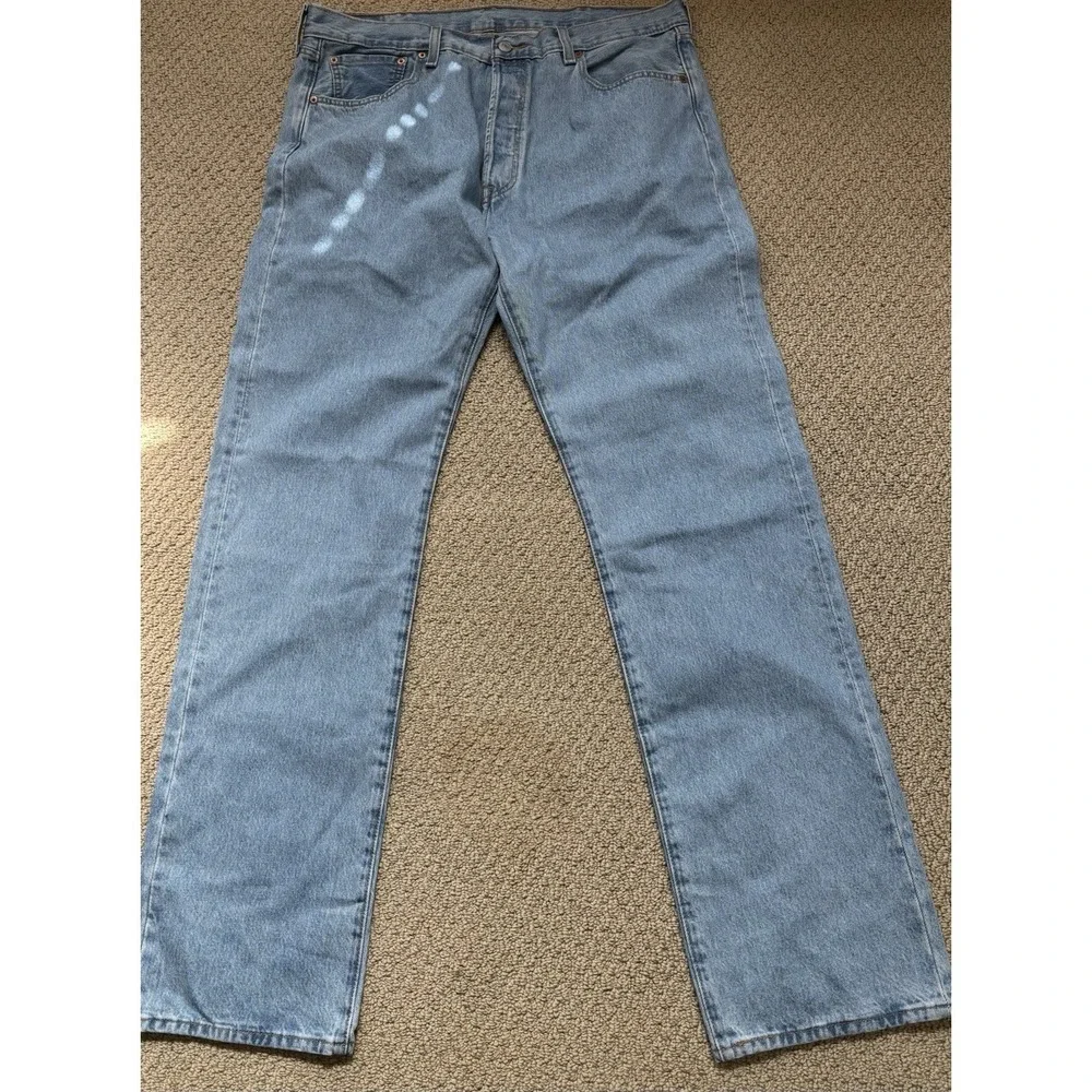 Levis 501 Original Fit Mens Jeans Straight Leg Button Fly 100% Cotton Light Wash